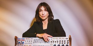  Suzanne Ciani 