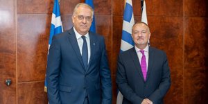 Τάκης Θεοδωρικάκος, συναντήθηκε σήμερα με τον πρέσβη της Μεγάλης Βρετανίας στην Ελλάδα, Matthew Lodge