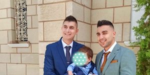Οι αστυνομικοί έγιναν νονοί του μικρού που διέσωσαν