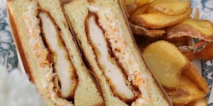 Σάντουιτς Κοτόπουλο πανέ Gaby Γαβριήλ Νικολαϊδης