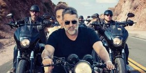 Ο Βασίλης Μπισμπίκης α-λα΄Sons of Anarchy 