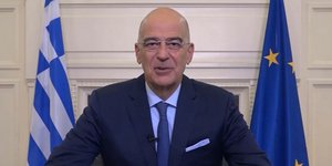 νικος δενδιας