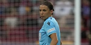 Η Στεφανί Φραπάρ