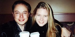 Ο Έλον Μασκ με την πρώτη σύζυγό του Τζαστίν 