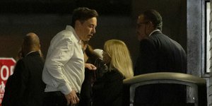 Έλον Μασκ υπάλληλοι twitter απόλυση εργαζόμενοι