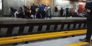 αστυνομική βία σε σταθμό μετρό του Ιράν