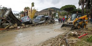 Κατολισθήσεις μετά από βροχή στην Ιταλία, 12 αγνοούμενοι