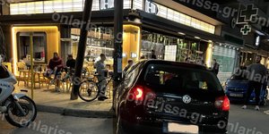IX σταμάτησε σε κολώνα