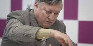  Ο Ρώσος βουλευτής και πρωταθλητής στο σκάκι, Ανατόλι Καρπόφ