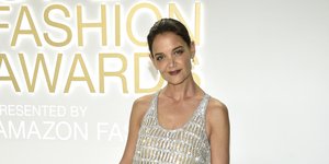 Η Κέιτι Χολμς