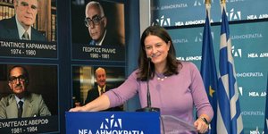 H Nίκη Κεραμέως μιλά σε στελέχη της ΝΔ στην Πάτρα