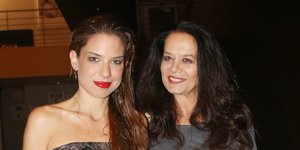 Η Ηλιάνα Μαυρομάτη με την μητέρα της, Λίλα Καφαντάρη