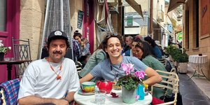 Μιχάλης Οικονόμου – Γιώργος Μακρής: «Αποκτήσαμε παιδί σε δύο μήνες μέσω συγγενικού προσώπου»