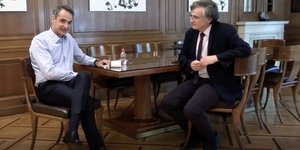 Το μήνυμα Μητσοτάκη-Τσιόδρα για εμβολιασμό κατά της γρίπης