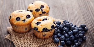 Λαχταριστά muffins με μούρα