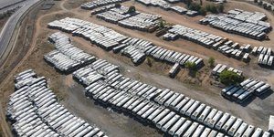  Το μεγαλύτερο νεκροταφείο λεωφορείων 