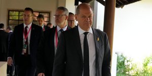 Ολαφ Σολτς Πολωνία επίθεση περιστατικό