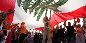 Υποστηρικτές του Μισελ Αούν