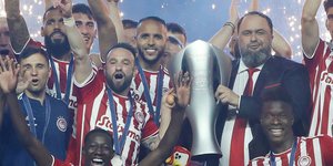 Την παραμονή της ομάδας στο πρωτάθλημα της Super League ανακοίνωσε το ΔΣ της ΠΑΕ Ολυμπιακός