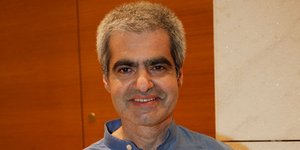 Ο συγγραφέας Βασίλης Παπαθεοδώρου