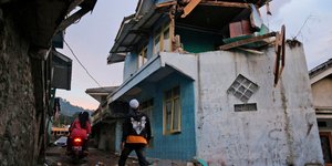 Καταστροφικός σεισμός στην Ινδονησία