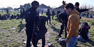 παρέμβαση της αστυνομίας για να ηρεμήσουν τα πνεύματα στο Χόργκος της Σερβίας 