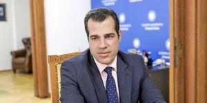 Θάνος Πλεύρης ΣΥΡΙΖΑ βουλευτές προσωπικός γιατρός
