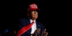 O Τραμπ σε προεκλογική συγκέντρωση στην πολιτεία – κλειδί Πενσιλβάνια 