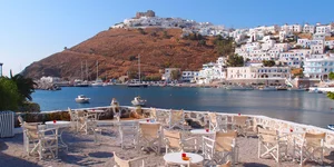 αστυπαλαια τραπεζακια