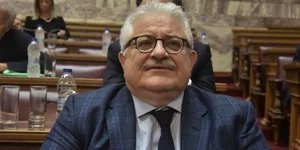 Ο Κώστας Τζαβάρας