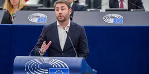 ανδρουλακης ευρωβουλη