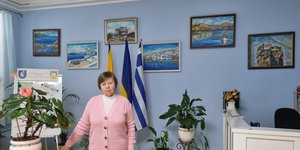 Μαθήματα ελληνικής γλώσσας στο βομβαρδιζόμενο Κίεβο, όπου στο κέντρο της πόλης λειτουργεί το σχολείο «Ελλάδα»