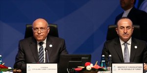 Ο Μεβλούτ Τσαβούσογλου με τον Σαμίχ Σούκρι