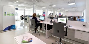 Στιγμιότυπο από τις εγκαταστάσεις της COSMOTE e-Value