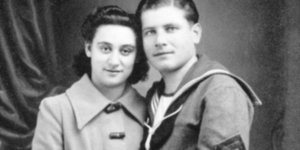 Εριέττα και Γιάννης Λάτσης την εποχή που παντρεύτηκαν 