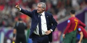Ένα από τα πρόσωπα που «λάμπουν» στο Μουντιάλ 2022 είναι ο Φερνάντο Σάντος