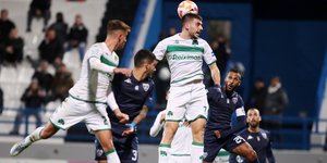 Φάση από τον αγώνα Ιωνικός - Παναθηναϊκός για τη 14η αγωνιστική της Super League