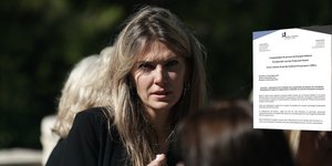 Η Εύα Καϊλή και δεξιά το έγγραφο προφυλάκισής της