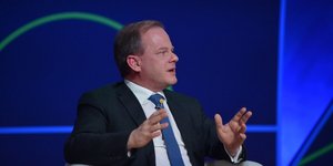 O Κώστας Καραμανλής στο ετήσιο συνέδριο του ΣΕΤΕ 