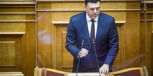 Ο Βασίλης Κικίλιας στο βήμα της Βουλής/ Φωτογραφία: ΚΟΝΤΑΡΙΝΗΣ ΓΙΩΡΓΟΣ/ EUROKINISS