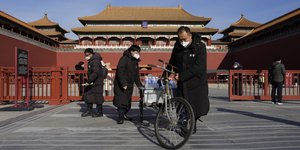 κινα ποδηλατο με νερα