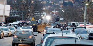 Σέρβοι μπλοκάρουν οδικές αρτυρίες στο Βόρειο Κόσοβο