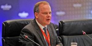 Ο υπουργός Υποδομών και Μεταφορών, Κώστας Καραμανλής