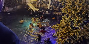 Τμήμα εστιατορίου στην Κωνσταντινούπολη κατέρρευσε