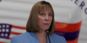 Η νέα πρέσβυς των ΗΠΑ στη Ρωσία, Λιν Τρέισι