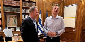 Δημήτρης Οικονόμου, Κυριάκος Μητσοτάκης