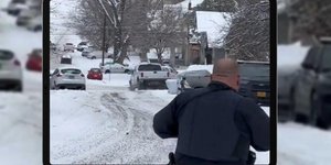 Απίστευτη γκάφα αστυνομικών προκαλεί χάος στο δρόμo