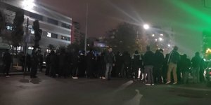 Αντιεξουσιαστές έξω από το Ιπποκράτειο