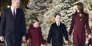 Ο πρίγκιπας Γουίλιαμ και η σύζυγός του Κέιτ Μίντλετον με τα δύο μεγαλύτερα παιδιά τους