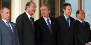 Βλαντίμιρ Πούτιν, Ζακ Σιράκ, Τζορτζ Μπους, Τόνι Μπλερ, Σίβλιο Μπερλουσκόνι